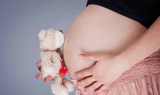 孕期最容易发胖的阶段 避免孕妇肥胖随时监控体重-八凡集